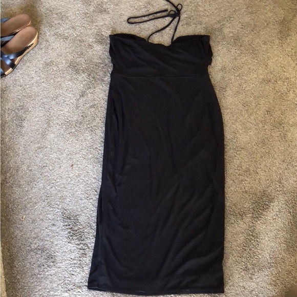 Black Dress w/ Openings In Front - Picture 4 of 7